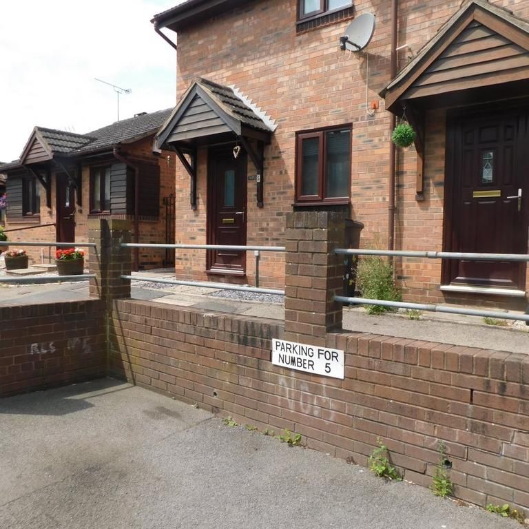 1 bedroom terraced house to rent - Photo 1