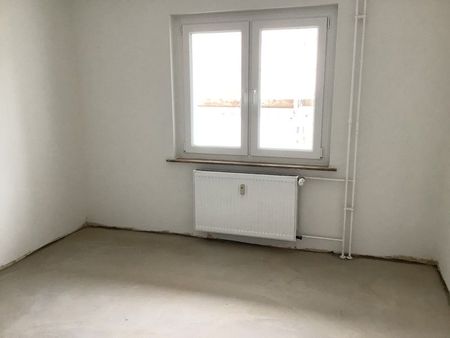 Aufgepasst: 2,5-Zimmer-Wohnung mit Balkon in zentraler Lage - Photo 3