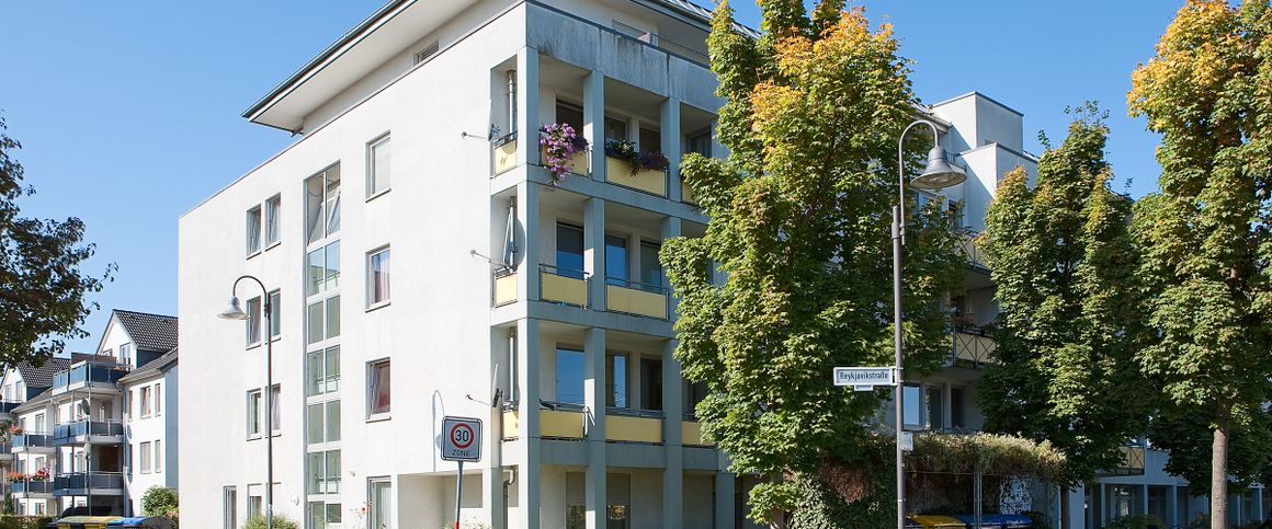 380-27 Pariser Str. 37 in Bonn-Auerberg – 2 Zimmer, 59,99 m² mit WBS, Kaltmiete: 435,40 € - Photo 1