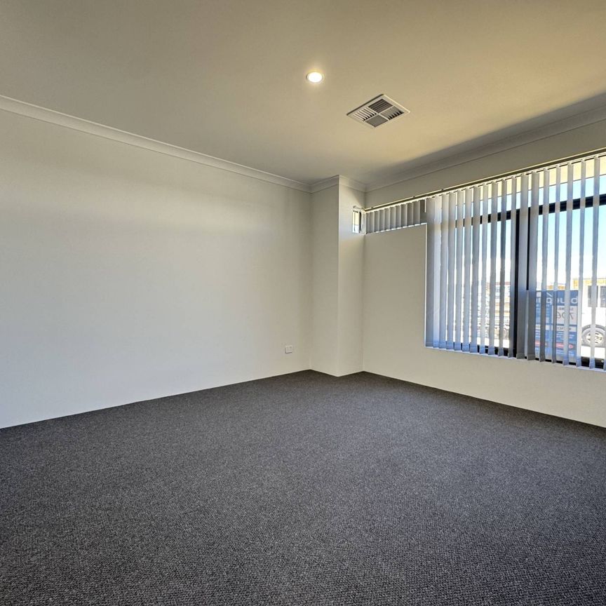 Welcome Home! - Photo 1