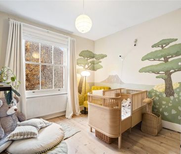 4 bedroom end of terrace house to rent - Photo 5