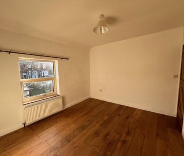 Smithy Bank, Alton - Photo 4