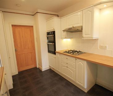 3 bedroom terraced house to rent - Photo 5