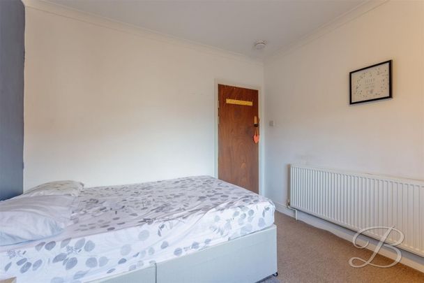 3 bedroom - Photo 1