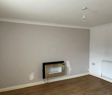 2 bedroom cottage to rent - Photo 2