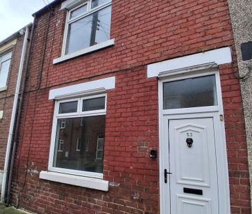 3 bedroom terraced house to rent - Photo 4