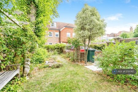 2 bedroom semi-detached house to rent - Photo 2