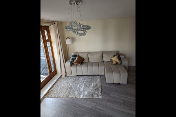 Room in a Shared Flat, Greener Court, CR0 - Photo 1