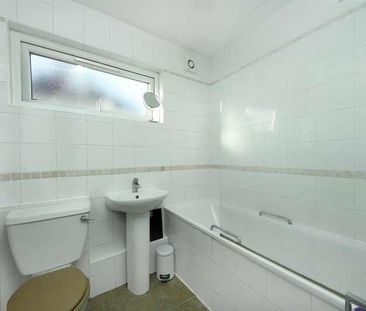 Glencairn Drive, W5 - Photo 6