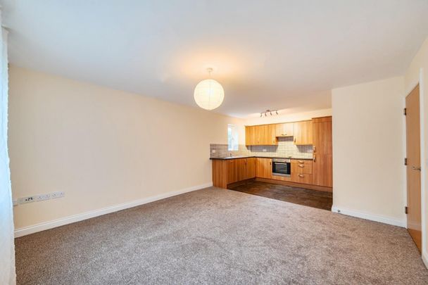 2 bedroom House To Let - Photo 1