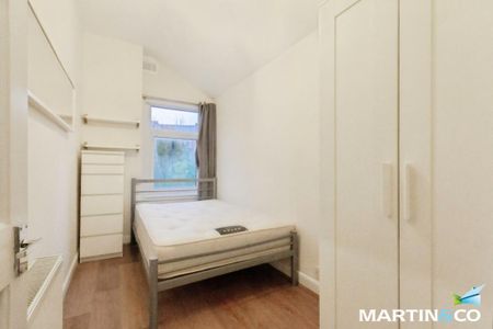 3 bedroom terraced house to rent - Photo 2