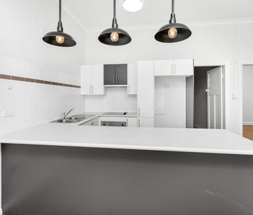 Home For Rent - Photo 3
