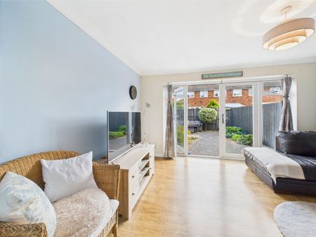 3 bedroom terraced house to rent - Photo 3