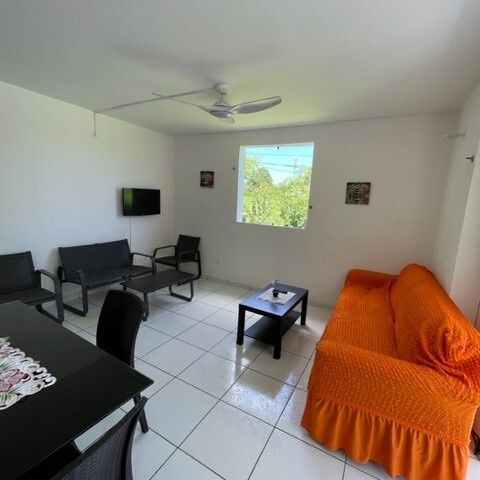 Location Maison 3 pièces 70m² LE MOULE 97160 - Photo 1