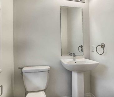 For Lease - 3362 Post Road, Oakville, Ontario - Photo 2