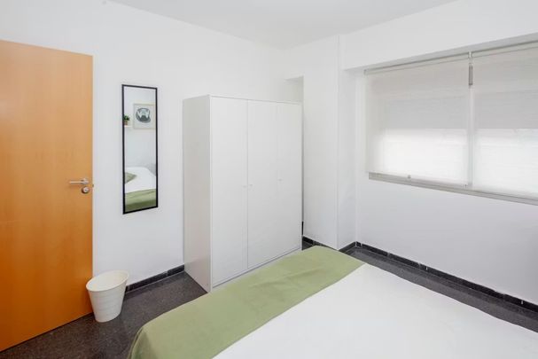 Avinguda del Port, Valencia, Valencian Community 46021 - Photo 1