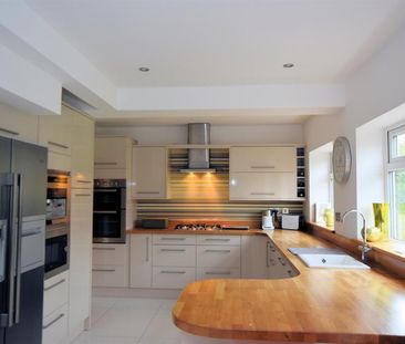 3 bedroom House To Let - Photo 6