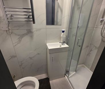 4 Bed Semi-Detached House, Torver Road, HA1 - Photo 6