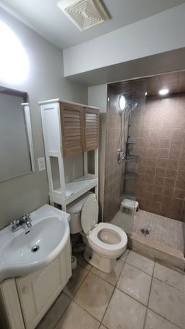 For Lease - 518 Annapolis Avenue Unit# Bsmt, Oshawa, Ontario - Photo 3