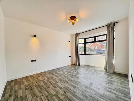 Rookery View, Grays, RM17 - Photo 2