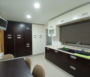 Luxury 5 room Detached House for rent in Quintinhas, Charneca de Ca... - Photo 1