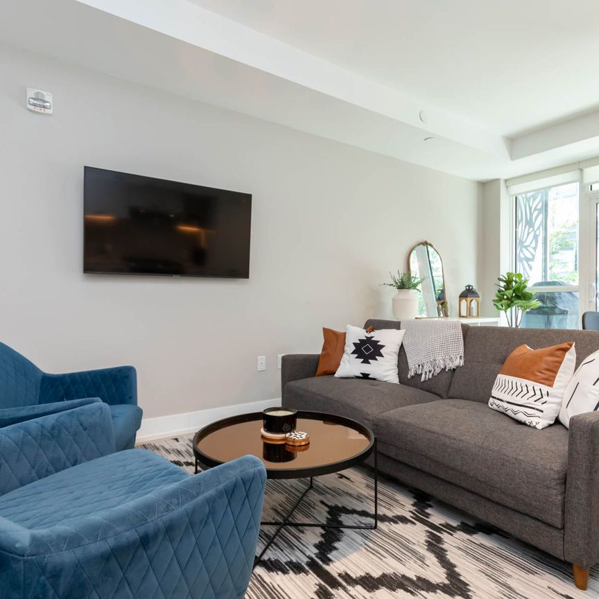 For Lease - 1331 Queen Street Unit# 207, Toronto, Ontario - Photo 1