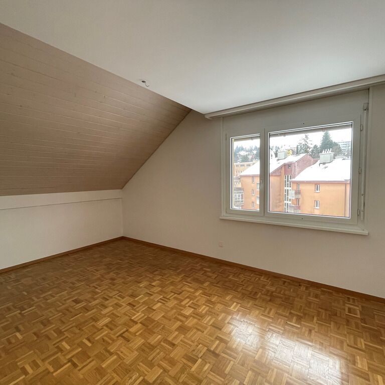 Appartement 4.5 pièces avec balcon - Photo 1