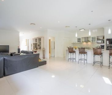 31 Lakelands Drive, Merrimac QLD 4226 - House For Rent | Domain - Photo 1