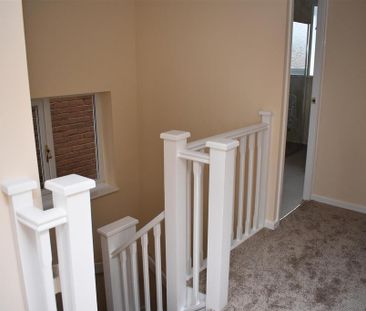 3 bedroom detached house to rent - Photo 6