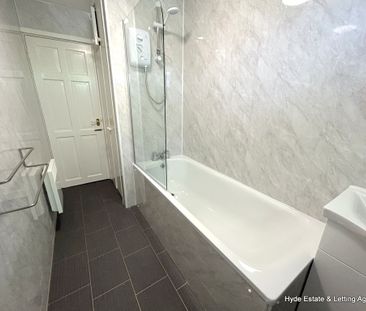 Villiers Court, North Circle, Whitefield, Manchester, M45 7AX - Photo 3