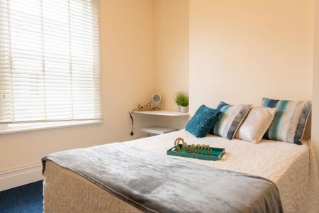 5 bedroom house to rent - Photo 3