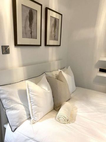 Portland St // Bed Apt // Aug, LN5 - Photo 5