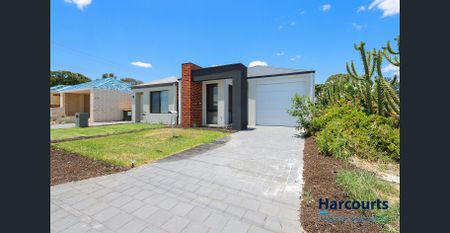 Brand New Modern Home - Stylish, Spacious & Low Maintenance - Photo 5