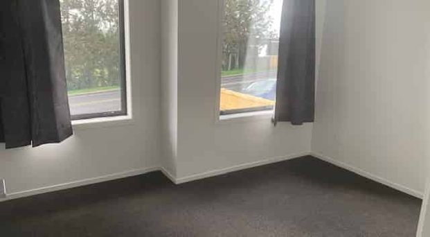 SPRING SPECIAL - Photo 1