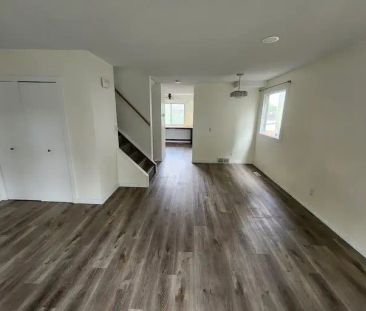 Newly renovated 1600sq feet 2 storey | 1098 Berkley Drive Northwest... - Photo 1