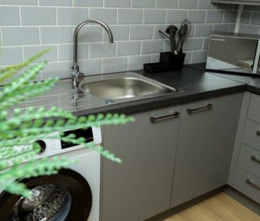 3 bedroom House To Let - Photo 4