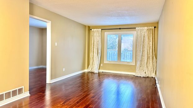 For Lease - 3211 Valcourt Crescent, Mississauga, Ontario - Photo 1