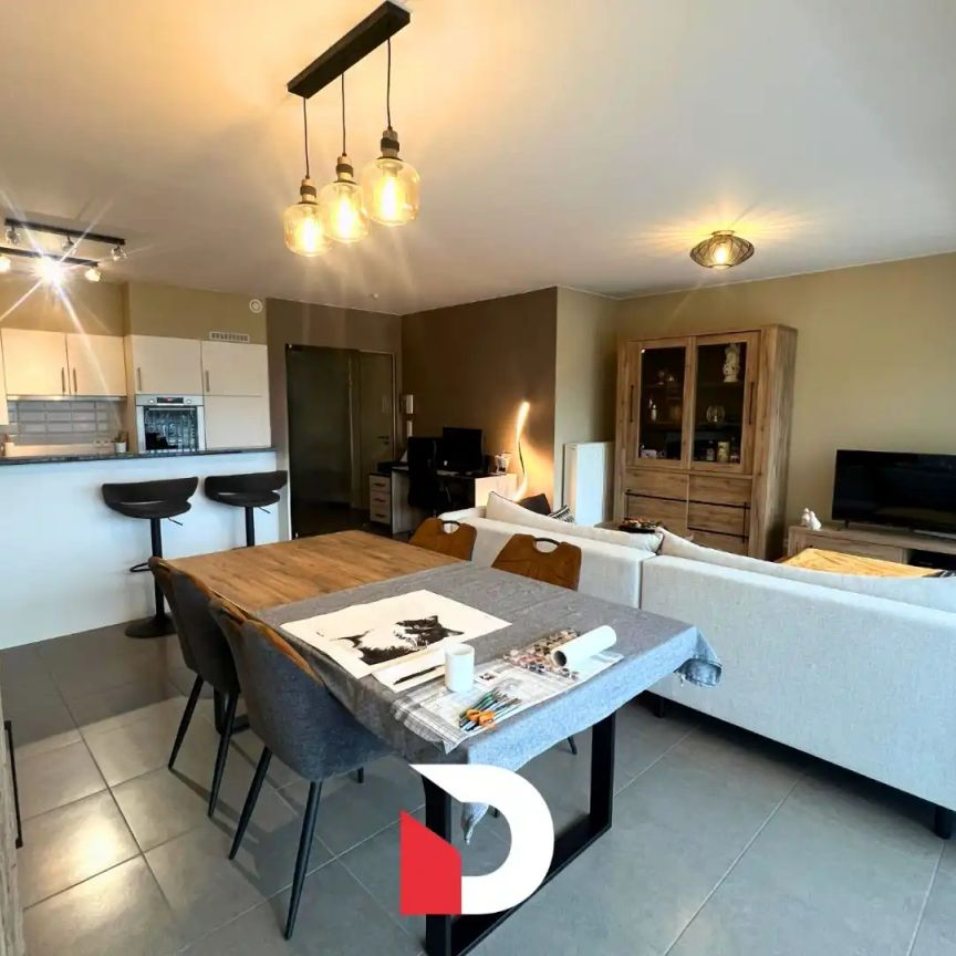 Lichtrijk appartement met 2 slaapkamers te Sint-Kruis - Foto 1