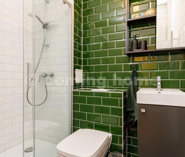 Nice Contemporary Home - Photo 6