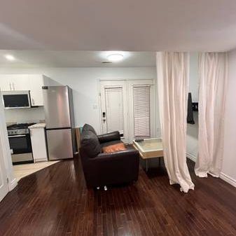 Cute First Floor Bachelor Unit (Not Basement) For Rent - Photo 1