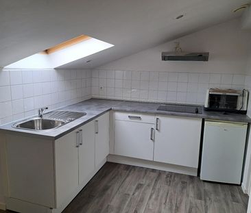 Location Appartement 1 pièce 20m² BORDEAUX 33000 - Photo 1