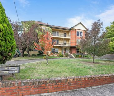 Two Bedroom Apartment in Amazing Location - Photo 6