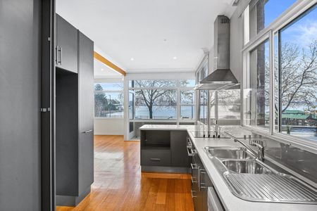 2 / 425 Sandy Bay Road - Photo 2