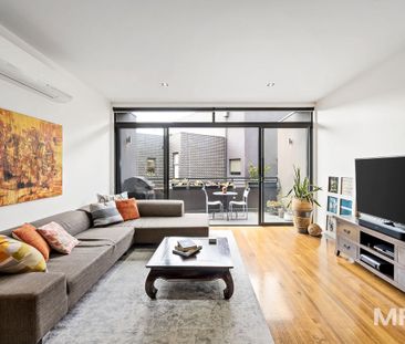 Spacious, Bright and a short stroll to Edinburgh Gardens - Photo 1