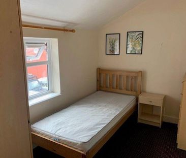 4 bedroom house to rent - Photo 6