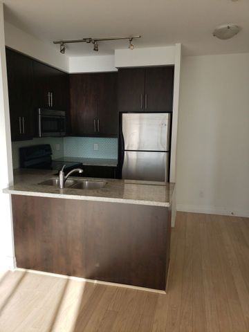 For Lease - 500 St Clair Avenue Unit# 809, Toronto, Ontario - Photo 4