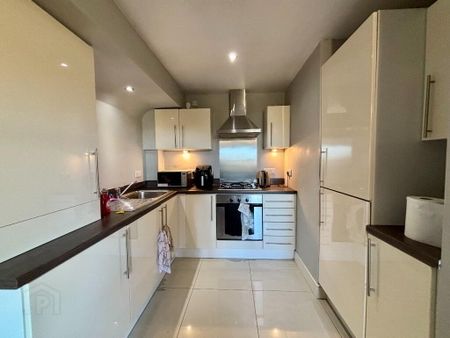 417h Antrim Road, Newtownabbey, BT36 5ED - Photo 3