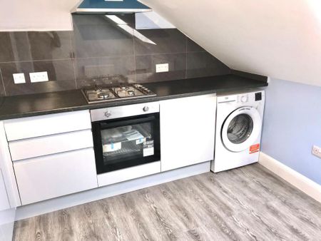 2 bedroom flat to rent - Photo 5