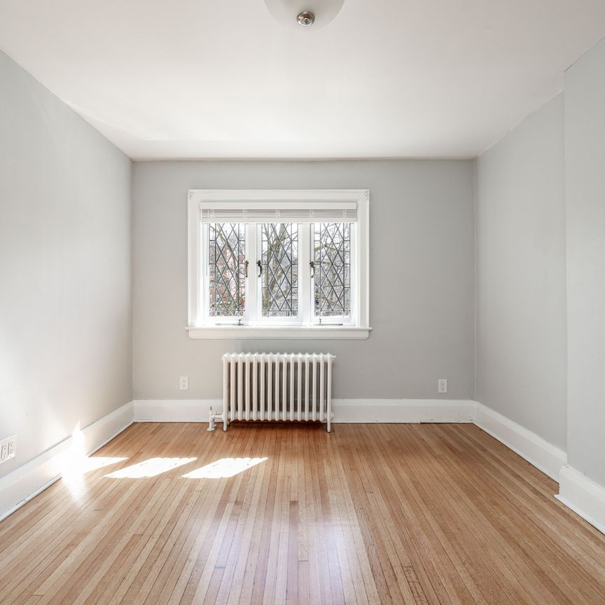 For Lease - 170 Cranbrooke Avenue, Toronto, Ontario - Photo 1