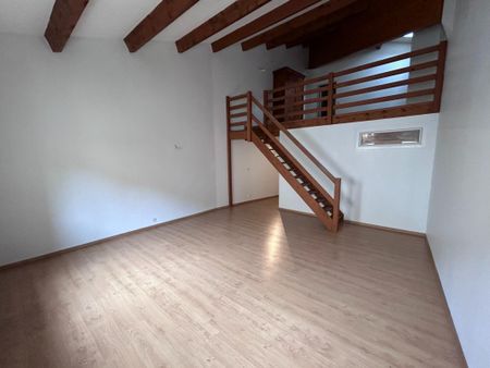 Location Appartement 2 pièces 64m² AVIGNON 84000 - Photo 2